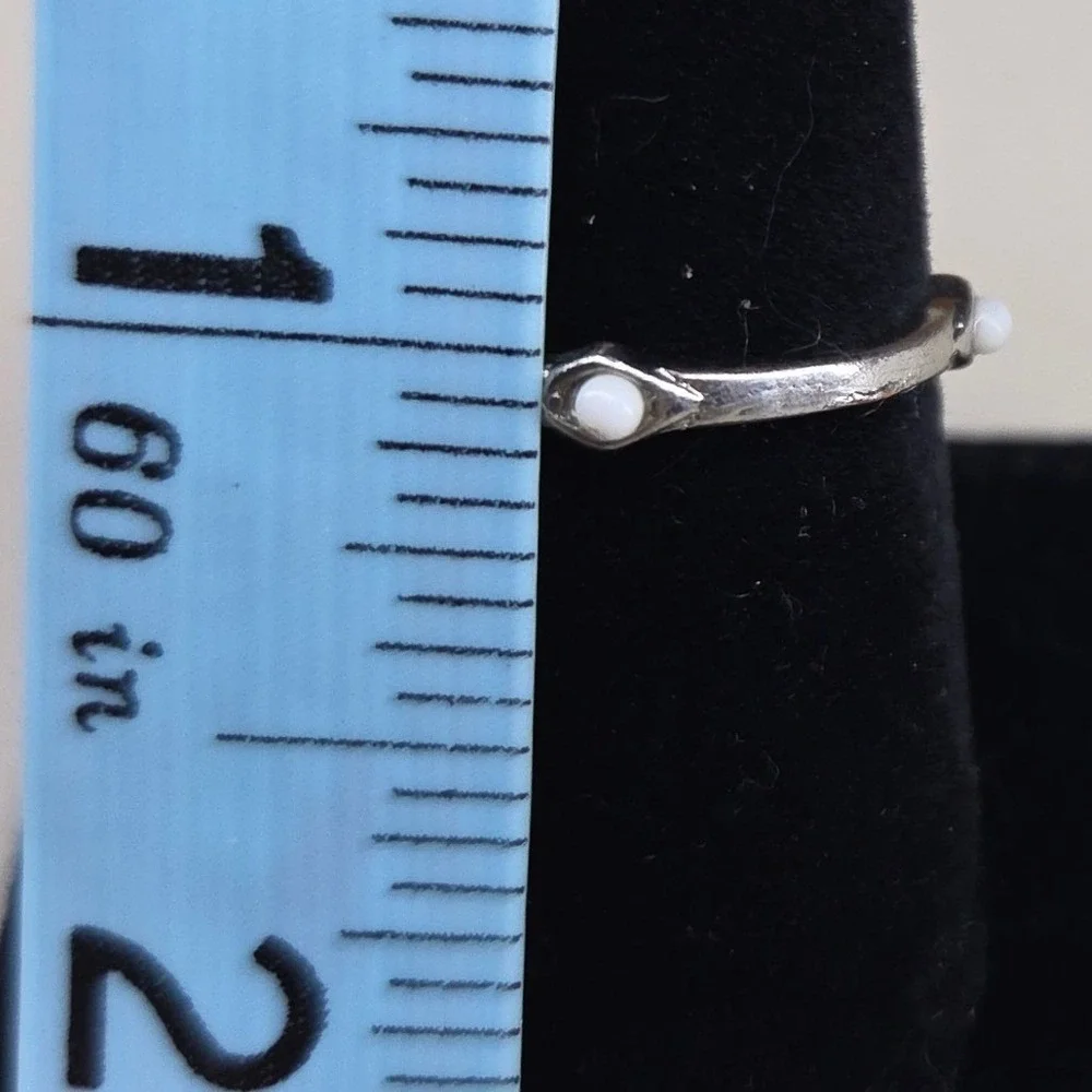 Silver Tone Minimalist Stackable Band Ring with White Accents‎ Size 8.5